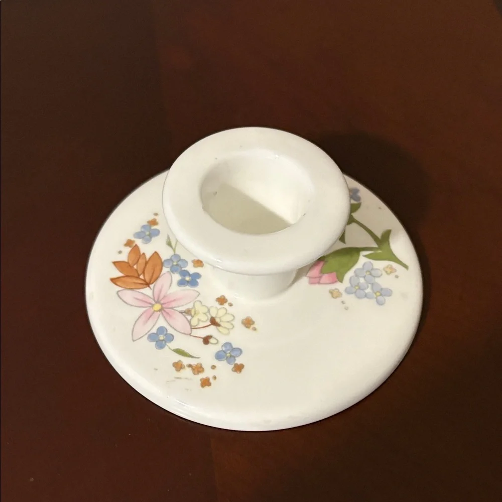 Wedgwood Meadow Sweet Bone China candle holder